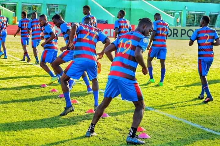 Caleb_Jephte's tweet photo. 5e journée CHFP : Arcahaie FC 0-0 US Rivartibonitienne 

Contrainte de recevoir ses matchs en dehors de sa ville, l'Arcahaie FC concède un nul à Saint-Marc contre l'USR. 🇭🇹 https://t.co/XZIODeOFaM