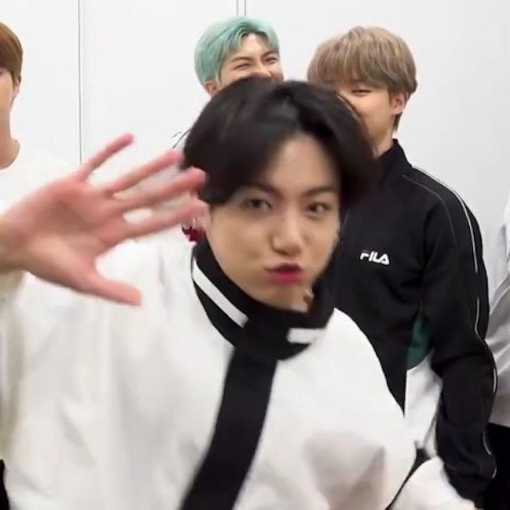 Dont touch me :(