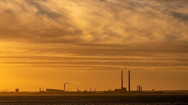 Photos by Andrew gerard ball...#dublin #streetphotography #streetportraiture #dunlaoghaireharbour #nikond3400 #massisolationformat #photographersinisolation #gopro #iamisolation #photographicart #untitledphotos #dublinport #westpier #lovindublin #smile