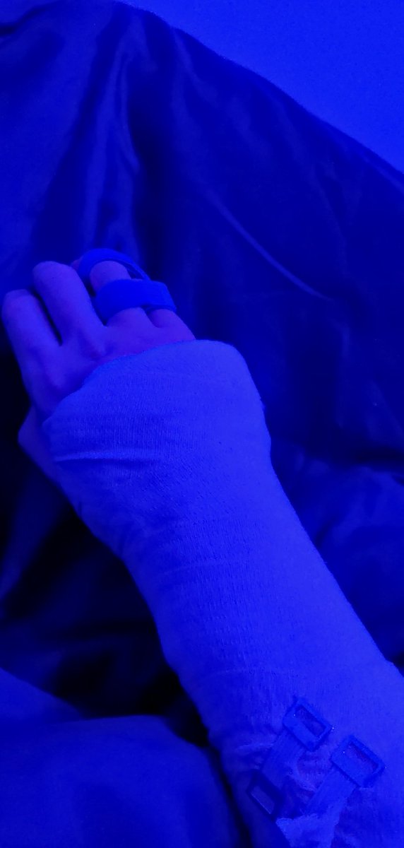 OfficialKaDaZ's tweet photo. Might be a while before i stream fps games again, I'll know in about a week take care 💪 https://t.co/fIGcrEa5wR