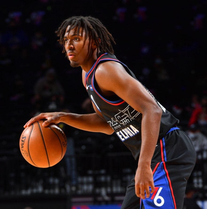 Tyrese Maxey tonight:

22 points 
5 rebounds 
4 assists 
2 steals
1 block 
63.6% FG