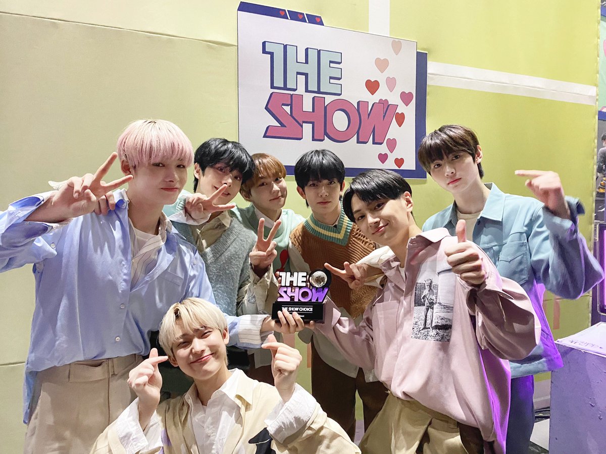 EN-⟭⟬Bangtangel's⁷ tweet media