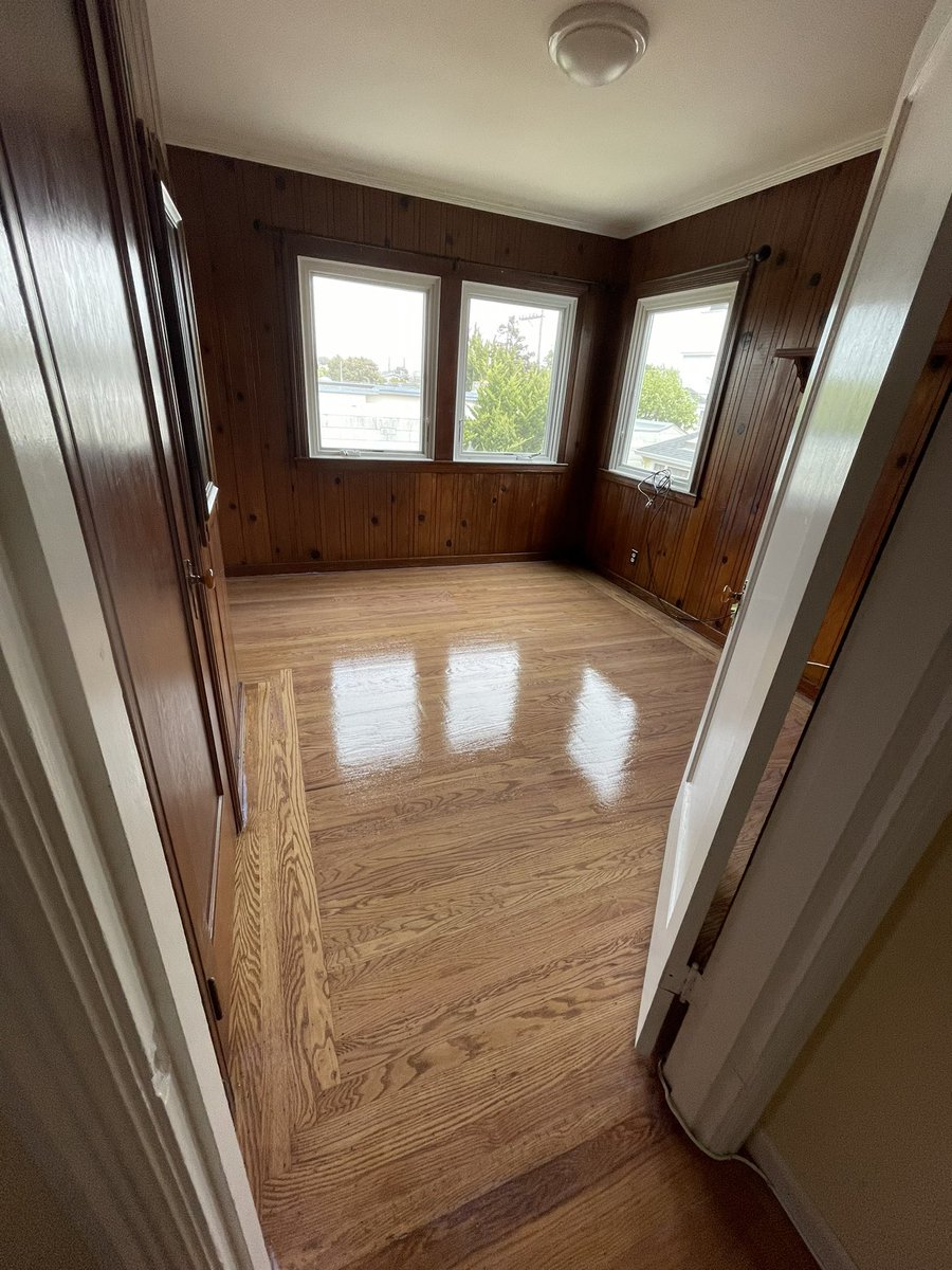 CMongallo's tweet photo. https://t.co/Nx4NGE6vuc #doge #Dogecoins #elon #altcoins #ALTSEASON #ElonMusk #architecture #Architect #art #artdeco #wood #Plank #construction #design https://t.co/KANjHqY2lP