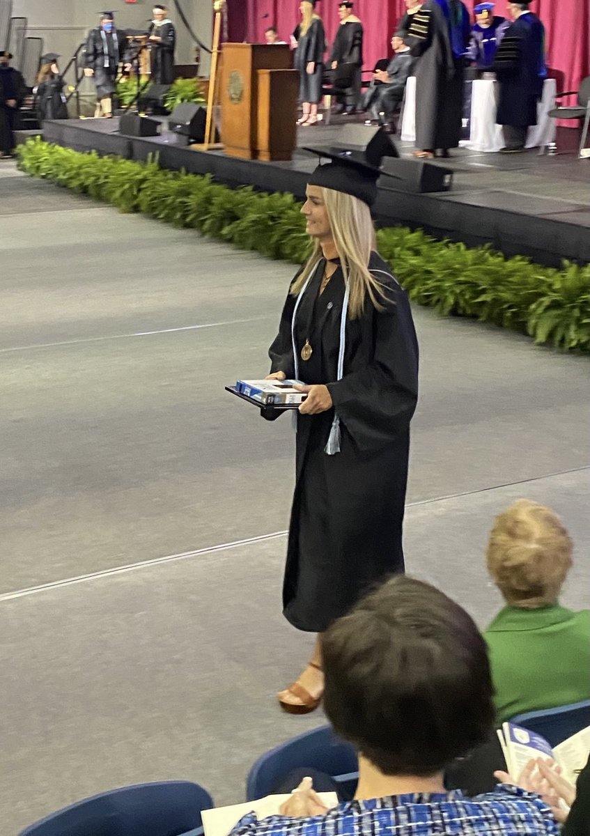 LeeUWBB's tweet photo. Graduation ✅ Congrats @HalleHughes11 So proud of you! Don’t worry flame nation she’ll be back for one more season! #firedup https://t.co/x3C3BMb0JT