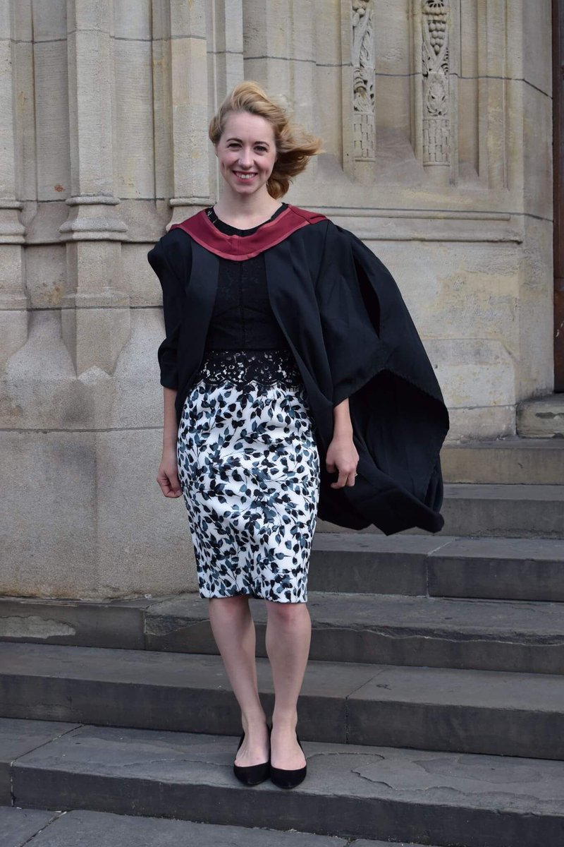 RachDalton's tweet photo. Tonight a new grad asked me whether they could shadow me whilst I was consulting. Somewhere along the line in the last four years, it seems I’ve graduated to be a not so newbie! #2017grad #veterinarysurgeon #veterinarymedicine #newgrad https://t.co/qh8ejAlfRU