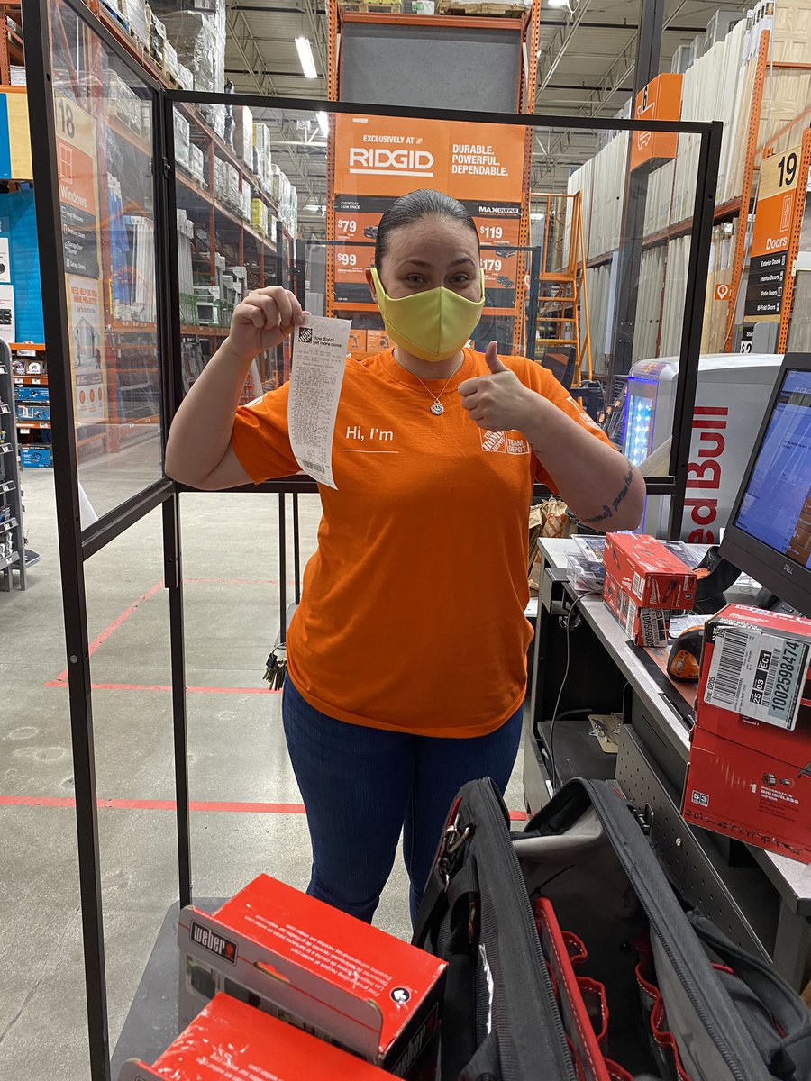 SallyRestivo's tweet photo. OASM @j_morris84 passing the May Accuracy Cart like the boss lady she is. First to pass!! Who’s up next??? #frontendaccuracy #team205. @jasdyer2503 @samcisneros16 @RossMathews19 @rsuriel83 https://t.co/DPd1r2DhDd