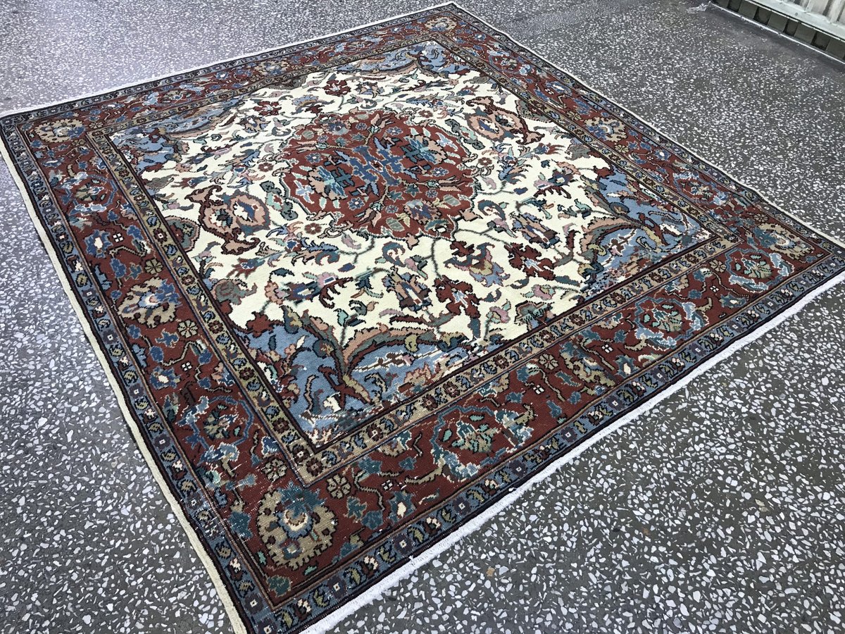 mesopotamiarugs's tweet photo. Excited to share the latest addition to my #etsy shop: Antique Rug/ 6.5 x 6.9 feet/ Square Area Rug/ Traditional Rug/ HandKnotted Vintage Turkish Wool Rug/ Rug for Kids Room or Bedroom or Office https://t.co/aU5zpHTTdF #bedroom #bohemianeclectic #area #cotton #rectangl https://t.co/Nv4zUGBfuI
