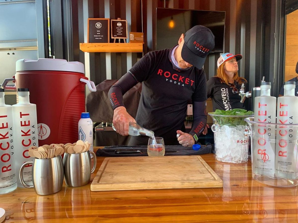 rocketvodka's tweet photo. Another @campovelo done and dusted. Cheers to @chefchriscosentino and the entire #campovelo crew for another elevated event. 

#alwaysaprès #cycling #drinking #eating #eatdrinkride #campovelo2021 #peakmoments #elevateyourspirit #vodkafromapples #rocketvodka https://t.co/ts5rGcgIPv