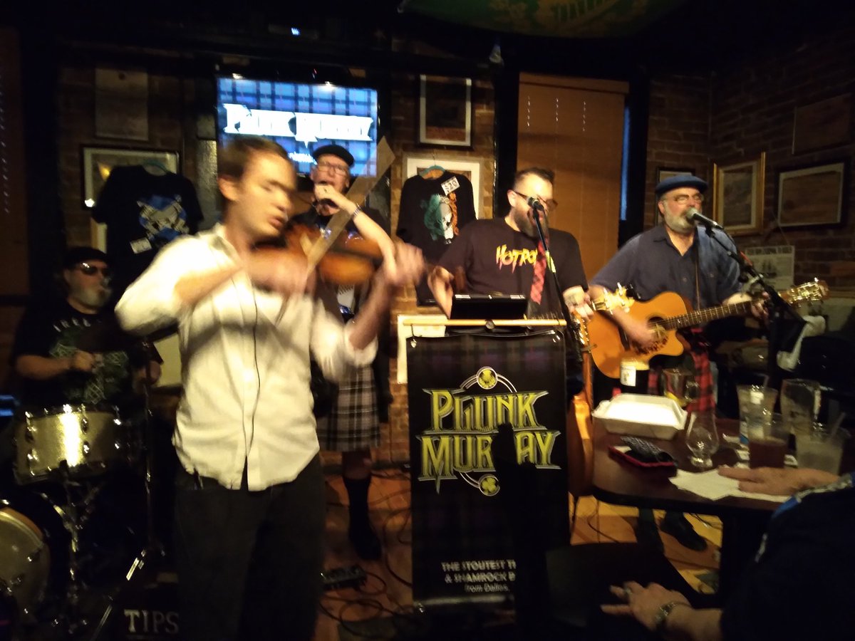 FreedomPleaseOr's tweet photo. Pics from 7th Anniversary #TheCelt @CityOfMcKinney @Texas remember for @attbyronnelson @PGAtour
Ask for Aidrian to come play fiddle🎻he's w/ #RiverDriverMusic
On🎸Bruce..popsicle AaronJones Bass,Teddy🧸Johnson,"Meat🥧"Nate,🎤JohnnyZ, +more...ask!!🎼 'AllMyXsLiveInTexas' @Texas!! https://t.co/w79KUawkPH