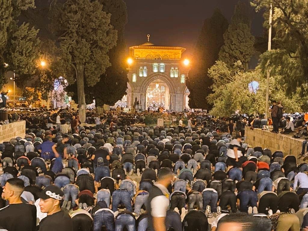 RealtyNetworks's tweet photo. Oh ALLĀH, Rectify The Affairs Of The Muslims In Palestine ! Oh ALLĀH, Rectify The Affairs Of The Muslims In Palestine &amp; In Every Place, Oh Lord Of Majesty &amp; Bounty
#IsraeliAttackonAlAqsa #PrayForPalestine #المسجد_الأقصى #PrayForPalestine #PalestiniansLivesMatter #دعاء_لليله_القدر https://t.co/F6hNigl2E1