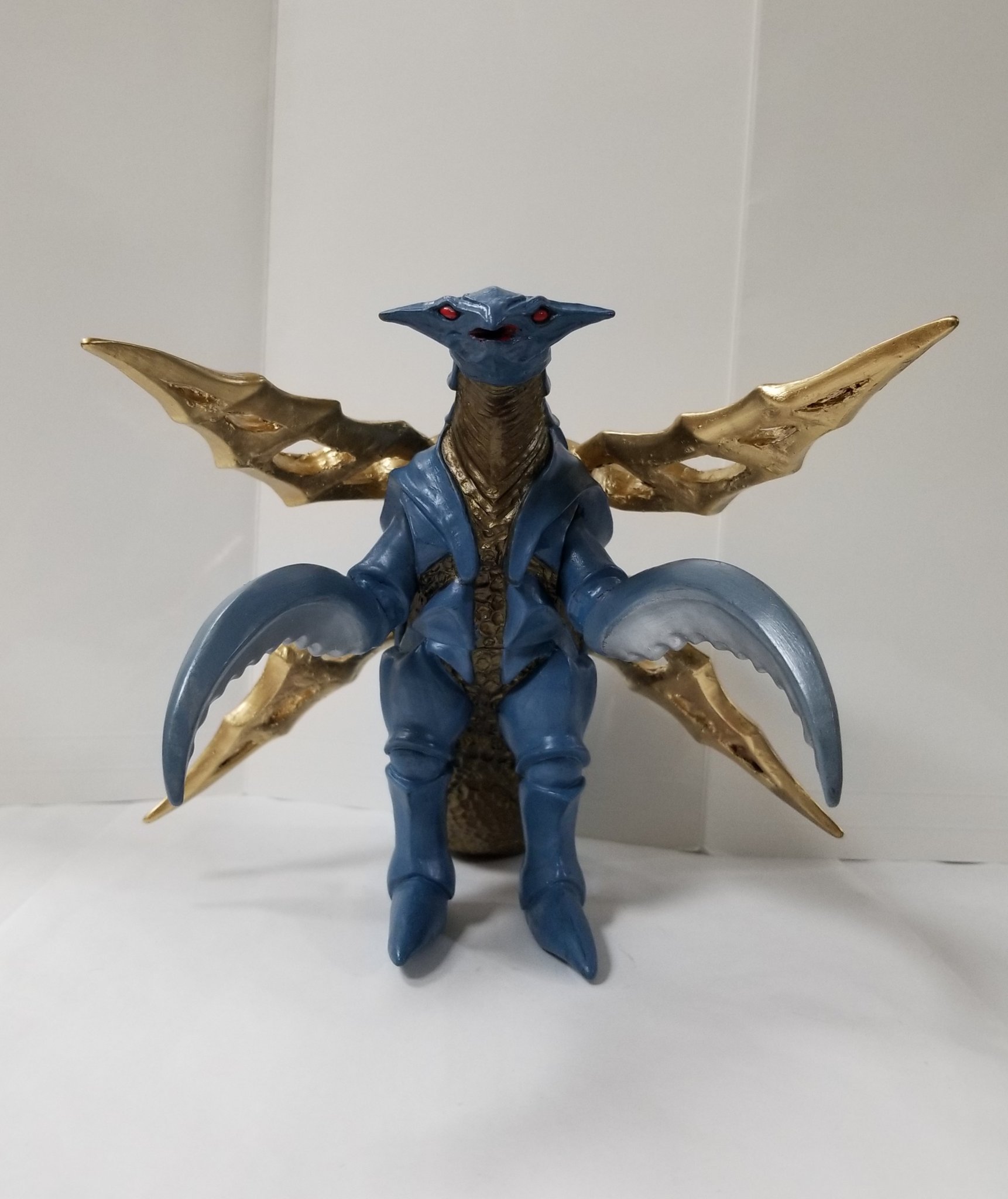 ご依頼品　バジリス　ソフビ　リペイント完成品 ゼボΣ on X: 