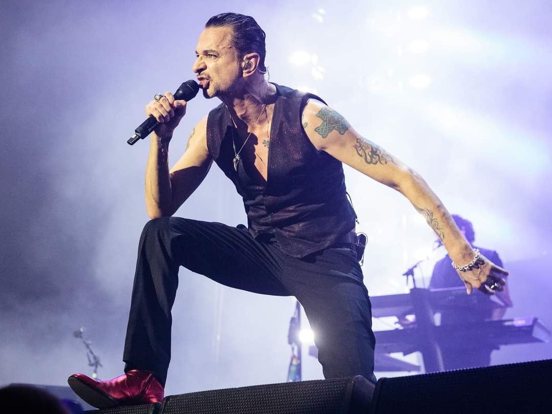 Antes que o dia acabe, happy birthday Dave Gahan 