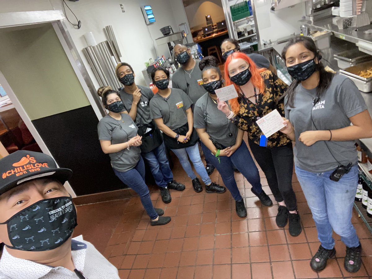 EricEstrada713's tweet image. Happy Saturday from 🌶s Aldine! Cheers to Micde for being at the top of the Togo Tm dash board with a 17% Togo Gwap 4wks! #GoodTogo Cheers to @Jadechilis &amp;amp; team Aldine on  rocking out a 0% Togo Gwap,3% Dine in Gwap on Friday! #ChilisLove ✅#5Ops