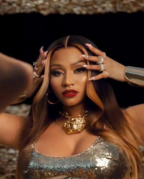 OffGreedy's tweet image. Stan list 💅