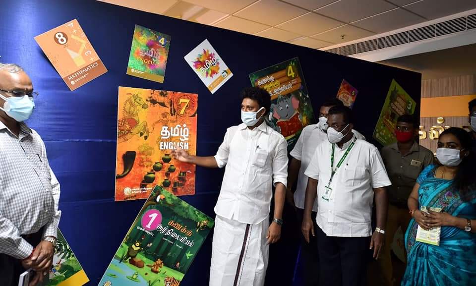 Anbil_Mahesh's tweet photo. மாண்புமிகு தமிழக முதலமைச்சர் - கழகத் தலைவர் அவர்களின் ஆணைக்கிணங்க, தமிழக பள்ளிக்கல்வித்துறை அமைச்சர் என்ற முறையில், சென்னையில் உள்ள அறிஞர் அண்ணா நூற்றாண்டு நினைவு நூலகத்தில் இயங்கி வரும் "கல்வி தொலைக்காட்சியை" ஆய்வு செய்தேன். 1/3 https://t.co/z8aR9vFGbH