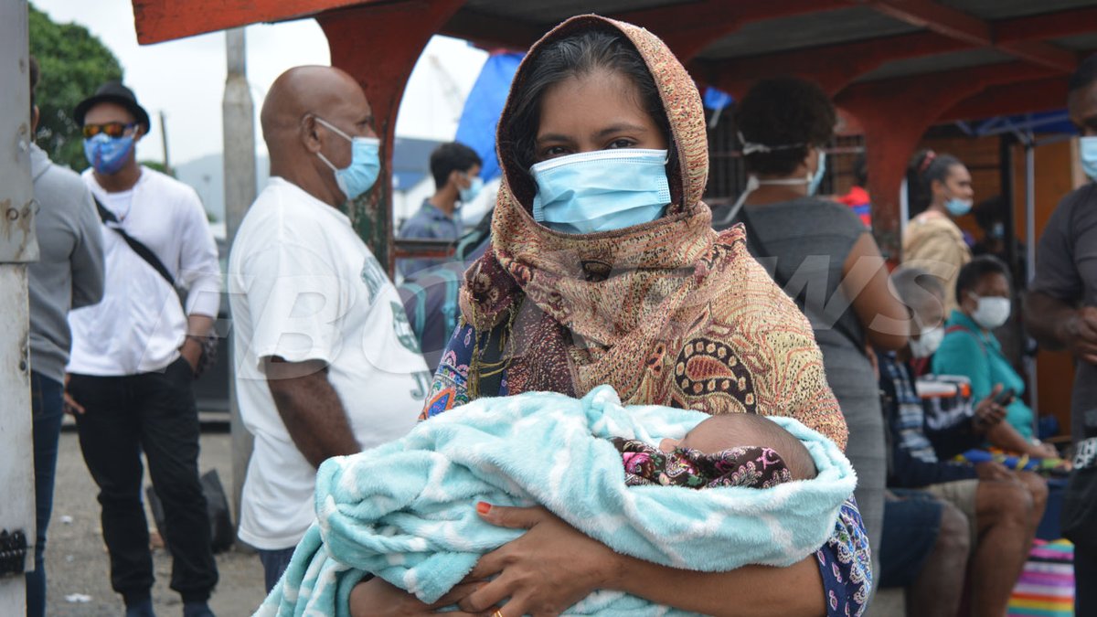 Some mothers were among those waiting in line at the Suva Bus stand this morning, longing to return home and reunite with their family.
#FBCNews #FijiNews #Fiji #COVID19Fiji #FJunited
More: fbcnews.com.fj/news/stranded-…