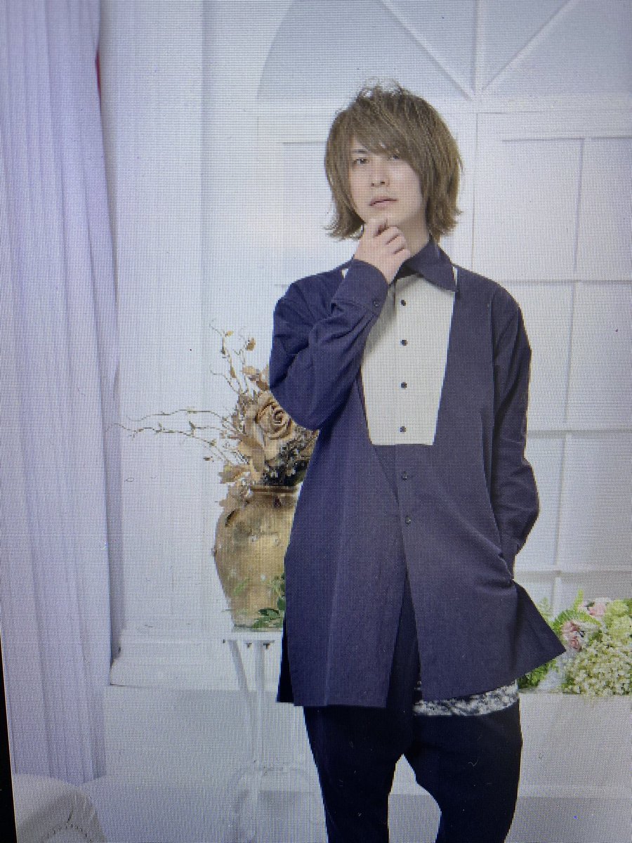 石井由多加 人狼tlpt 12日から開幕 連日の稽古では お客様にお見せしたかったくらい良い物語が産まれている 世に出ないのが惜しい 人狼tlptという演劇は 事実は小説より奇なり という言葉を体現している フィクションだが ノンフィクション 面白いよ