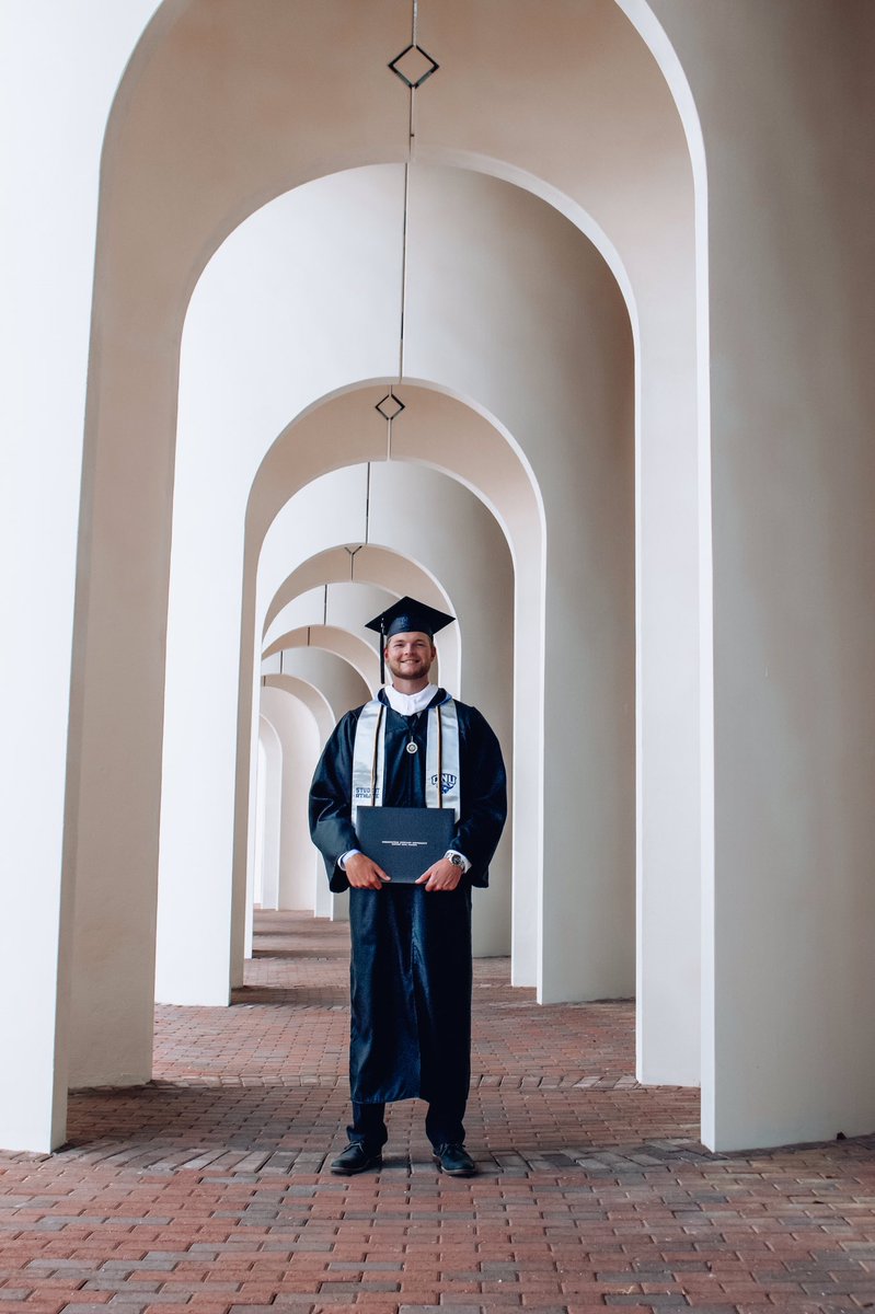 DebbieHusby's tweet photo. Congratulations Josh Husby on your graduation today from CNU!🥳🎓⚓️💙 These 4 years flew by but I know that you have lived and loved every minute of your college experience! So very proud of you and super excited for all that’s to come next! Love you so much!❤️ #Classof2021 #grad https://t.co/x35n5vW8YC
