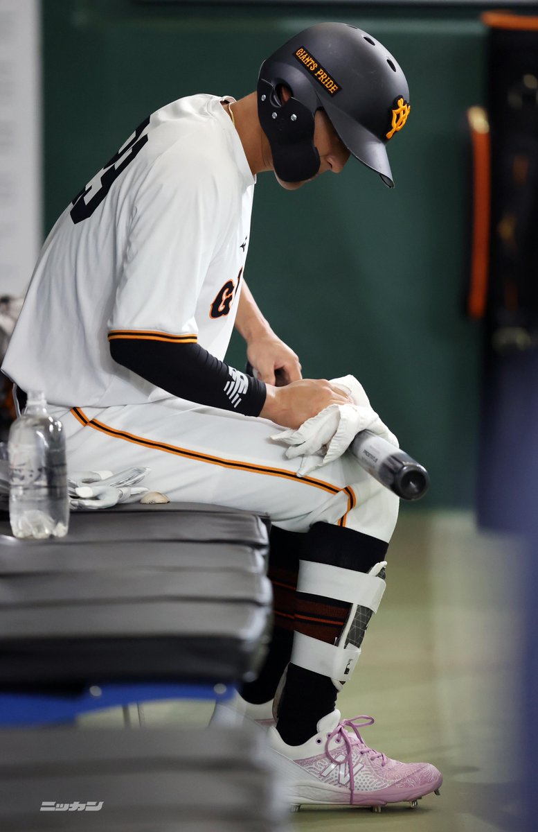 巨人－#ヤクルト〉◇9日◇東京ドーム 試合前練習📷 #坂本勇人 選手は