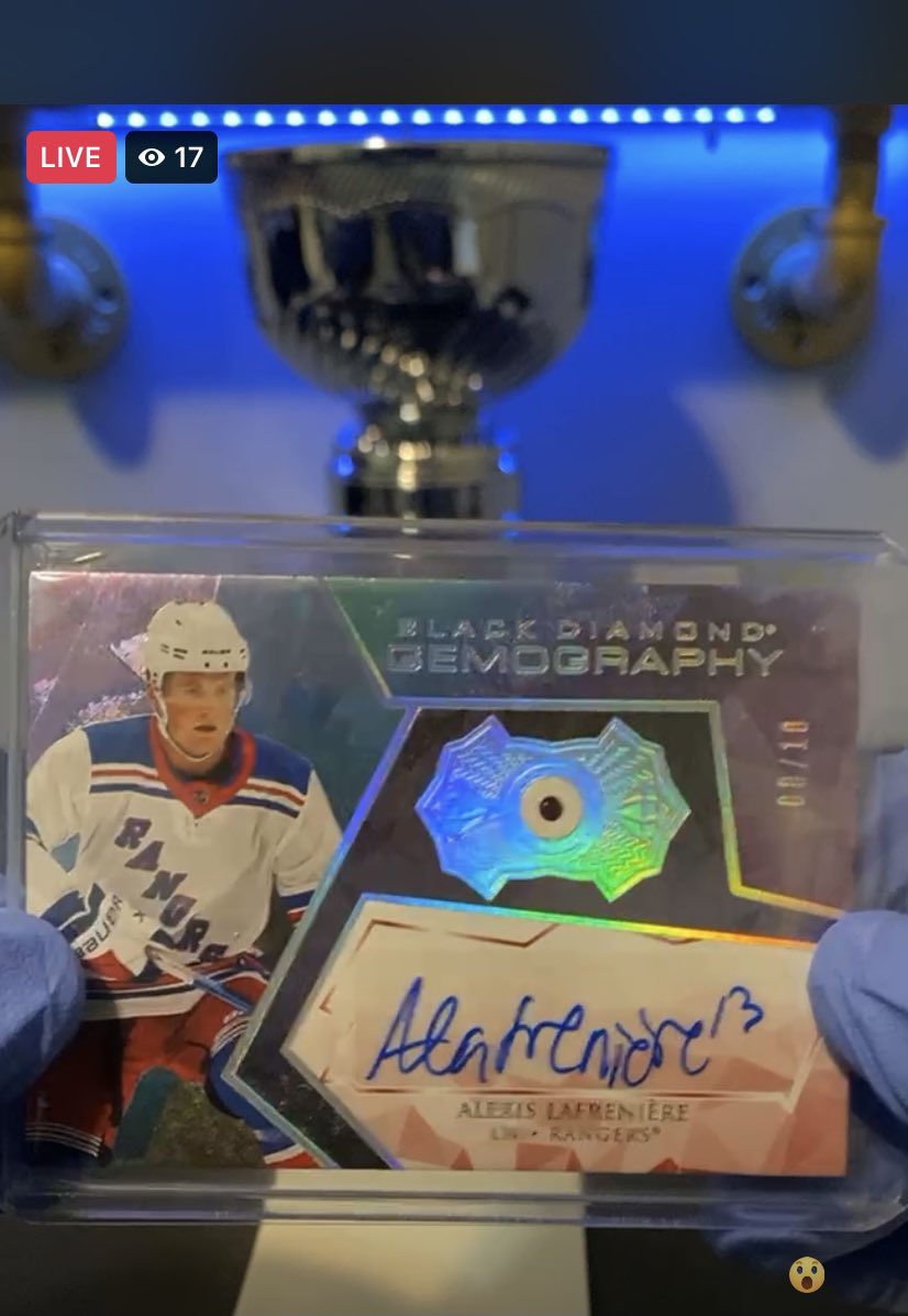 JamesLadalia's tweet photo. I’ve been getting absolutely crushed in breaks this week and I hit this monster tonight. @Alexlaff13 Gemography Auto /10. I can’t wait till I get it 🥰🥰🥰 #CollectAlexis https://t.co/FHLgakb3jp