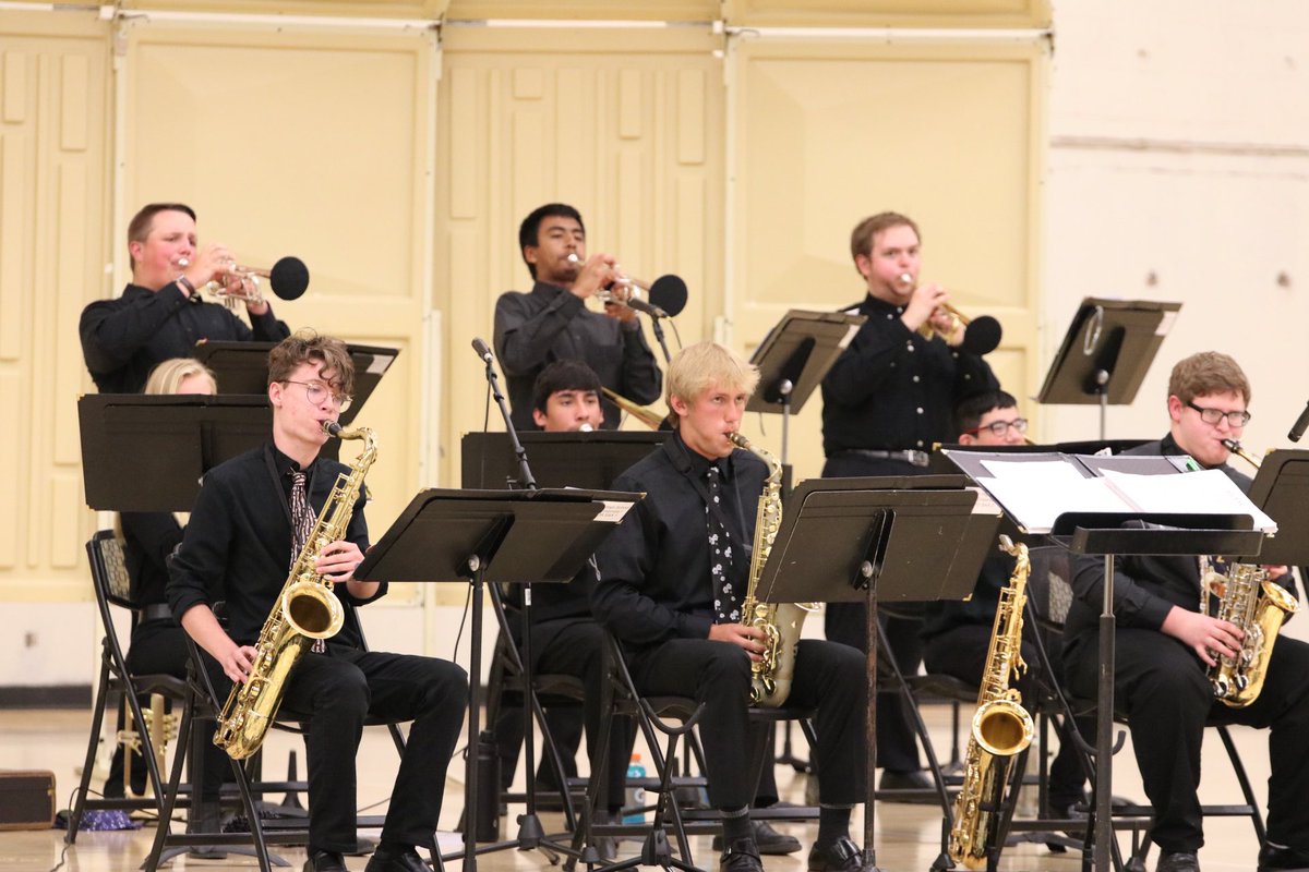 NewtonHSKS's tweet photo. Amazing evening at the Pops and Jazz Concert! So much talent in one room! Congrats to the amazing talents Nathan Webb, Jacob Webb and April Webb on their induction into the @NewtonHSKS Fine Arts Hall of Fame! #RailerPride https://t.co/s46Nf9P7MI