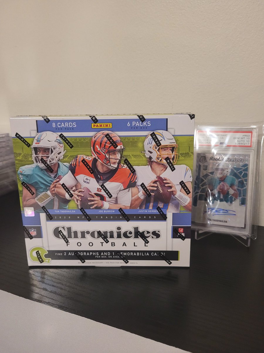 HypeTrainCards's tweet image. NFL Chronicles Hobby Break! Random division because I wanna break it tonight! Let's party! I love this product! ONLY $80. Shipping included always! Paypal only. Breaks on twitter live! Come hang! $80 @sports_sell @Hobby_Connect @HobbyConnector