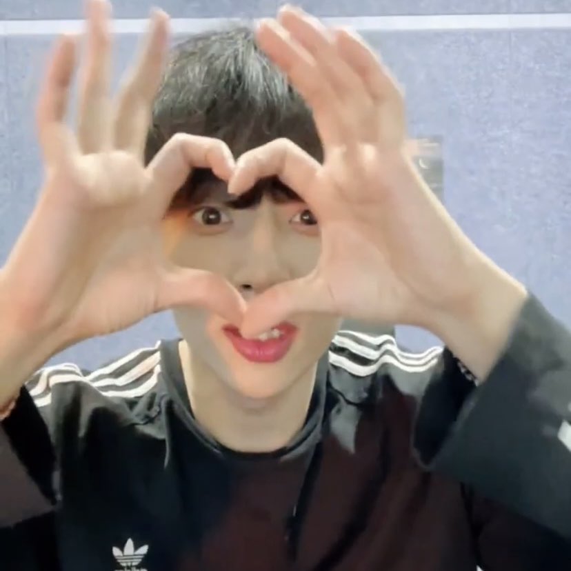  #SUNWOO heart thread  #선우  #더보이즈  #THEBOYZ  @WE_THE_BOYZ — a short thread —