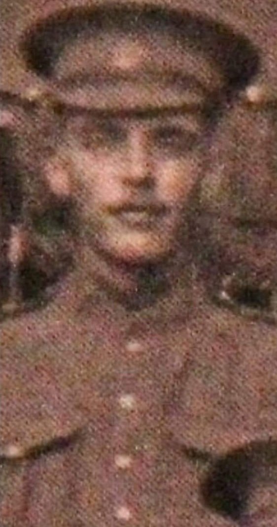 InscriptionsWw1's tweet photo. #RememberedHere
Private Roland Harry Hill
Died in action 9 May 1917 #VimyRidge
Aged 23
Service No.405565, 19th Canadians (#CanadianInfantry)
#StGilesChurch #RowleyRegis
#WW1 #LestWeForget
Online records via https://t.co/cniryN3i6h https://t.co/A8N2W6OAay