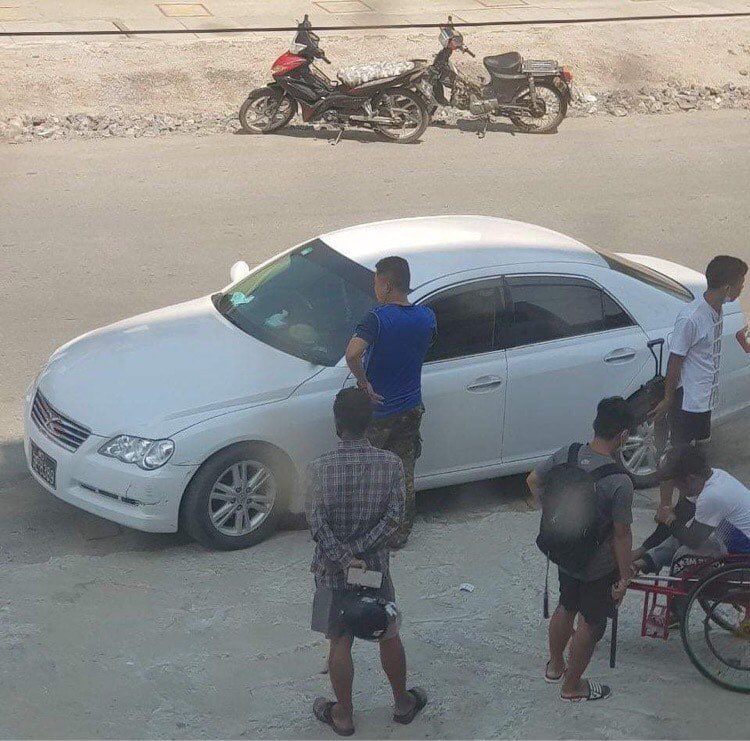 shafiur's tweet photo. #May9Coup #Mandalay 

WHEELCHAIR USER ABDUCTED. 

A man with a disability who joins protest marches on a daily basis and is an inspiration to many was arrested today by SAC junta on 58*112 street after the demo at 2.15pm

#WhatsHappeningInMyanmar #Myanmar https://t.co/NXdOM8SlAY