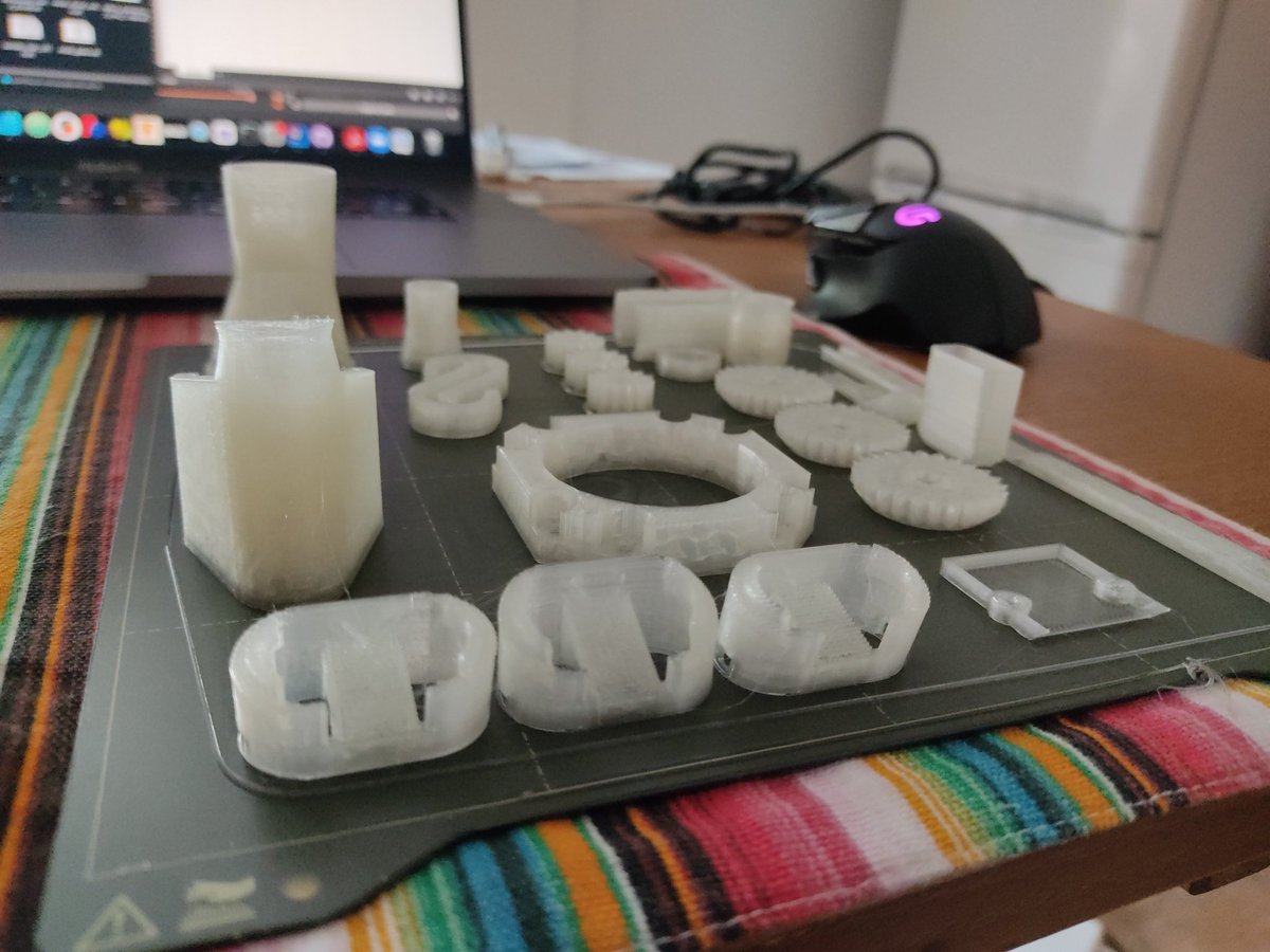 afonsomendes92's tweet image. Trying my luck with the #openflexure 🤭 had to go for the top-notch version