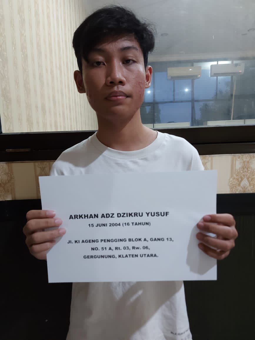 AancooLs's tweet photo. @JogjaUpdate Pelaku https://t.co/bdPArWCfrd
