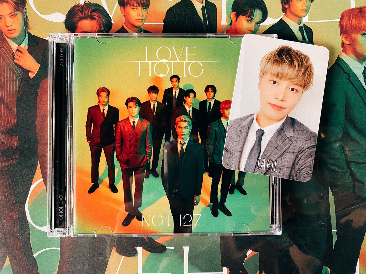 parrrtyhearty's tweet image. my loveholic albums arrived!!!!!!! thank you so much for getting them to me safely @CepheusPH ✨ #CepheusPH_Feedbacks