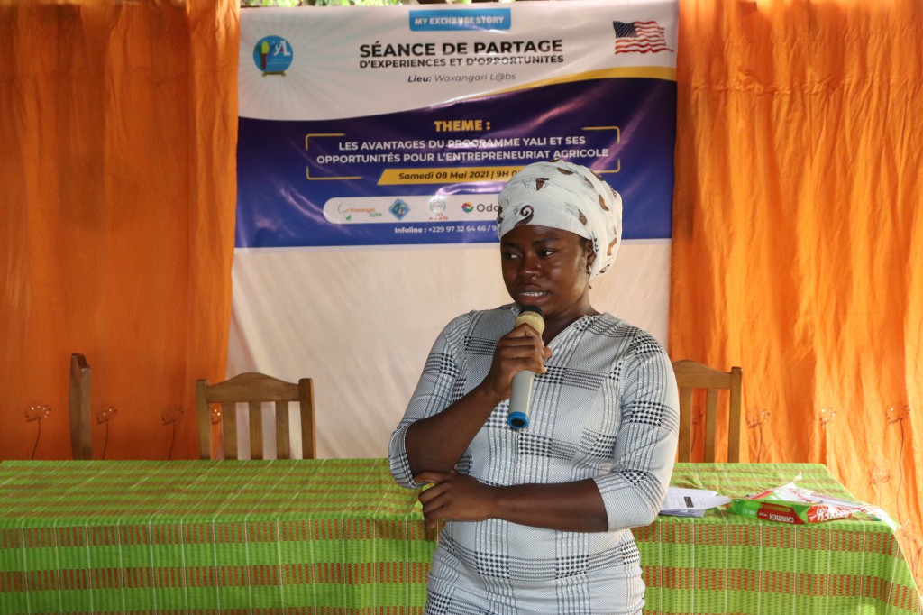 aj2dBenin's tweet photo. Tout es bien , qui fini bien !
#MyExchangeStory STOP ET FIN 🇧🇯 🇺🇸 
#AJ2D @KarimouRazack
@YaliTeam229
@yali_s6
@USEmbassyBenin
@yalidakar
@Fes_Benin
@bjlaurenceau
@Claudy_Siar
@ab_benin
@UNFPA
@agbegnigan2013
@Dr_IsaacH @AtmanBOUBA
M    E   R   C   I      À      T   O   U   S   ! https://t.co/lzJvgOVhHo
