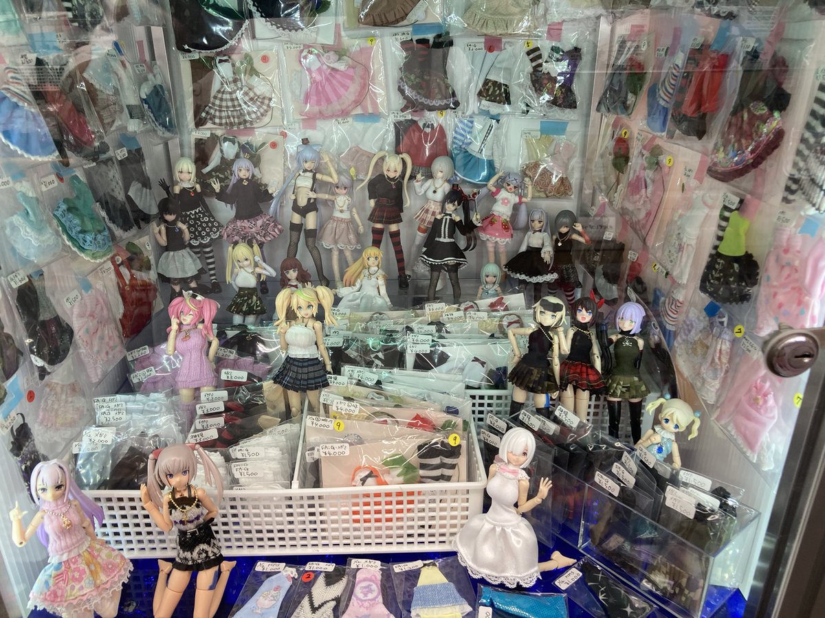 10tyouinou's tweet photo. お疲れ様でーす
うずら小屋さんとぶーすけカンパニーさんの商品追加ありましたー https://t.co/RueutLGtLd