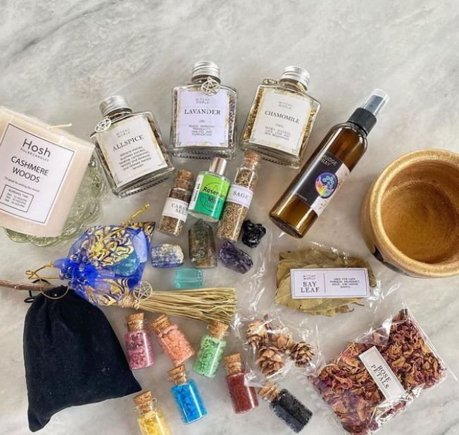 SpellsAndPsychi's tweet photo. Love Spell Cast for you.
https://t.co/QRXKyYthj5
.
.
.
.
#ritualcandle #handmadewithintention #love #lovecandles #spellcandle #lovespell #tarotmagic #photooftheday #altar #ritualisticgifts #ritualspell #relationship #magick #tarot #lovers#candlemagick #candlespells #lovespells https://t.co/lcx0gUiYBV
