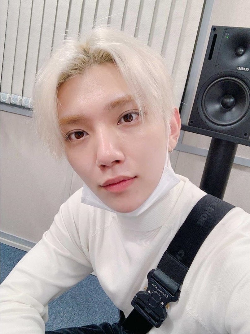 bare faced Joshua Hong— a heavenly thread ;