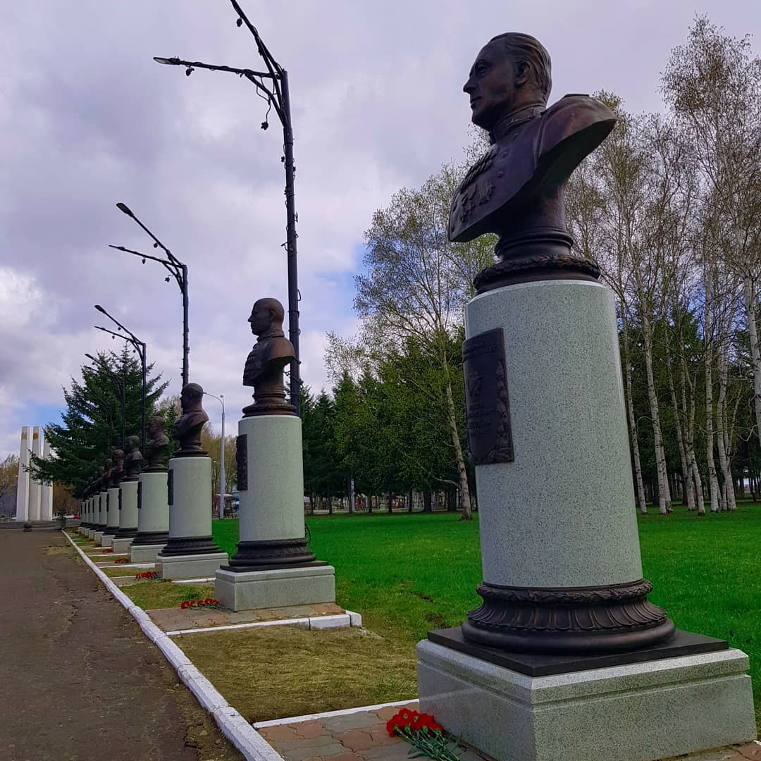 Поздравляю всех с Праздником 9 мая. 
День Победы на фашизмом и освобождения страны от захватчиков.
День памяти наших ветеранов и всех жертв этой войны.
Congratulations to all on May 9th.
 Day of Remembrance for all the victims of this war.
🔥
#9мая #ДеньПобеды