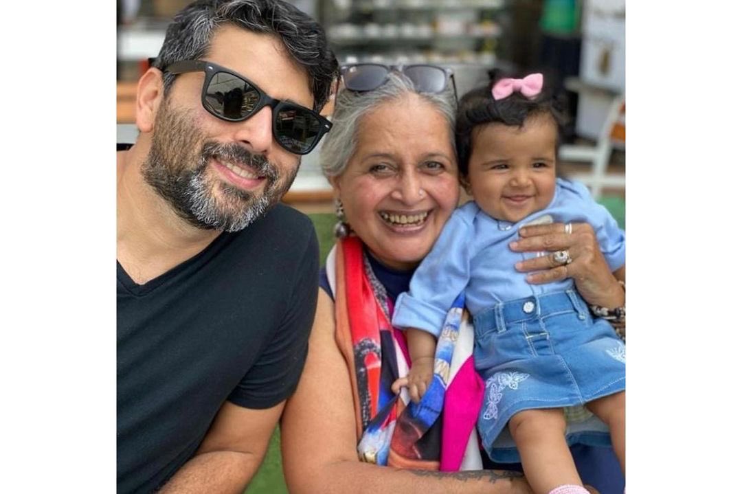 HumansOfBombay's tweet photo. “There was a time when even the slightest bulge under my underarms would bother people, including me. But now I’m 42, chubby &amp; fabulous.”

https://t.co/DTAFNdTSkI

#MothersDay #motherhood https://t.co/ZTeiKHlgnq