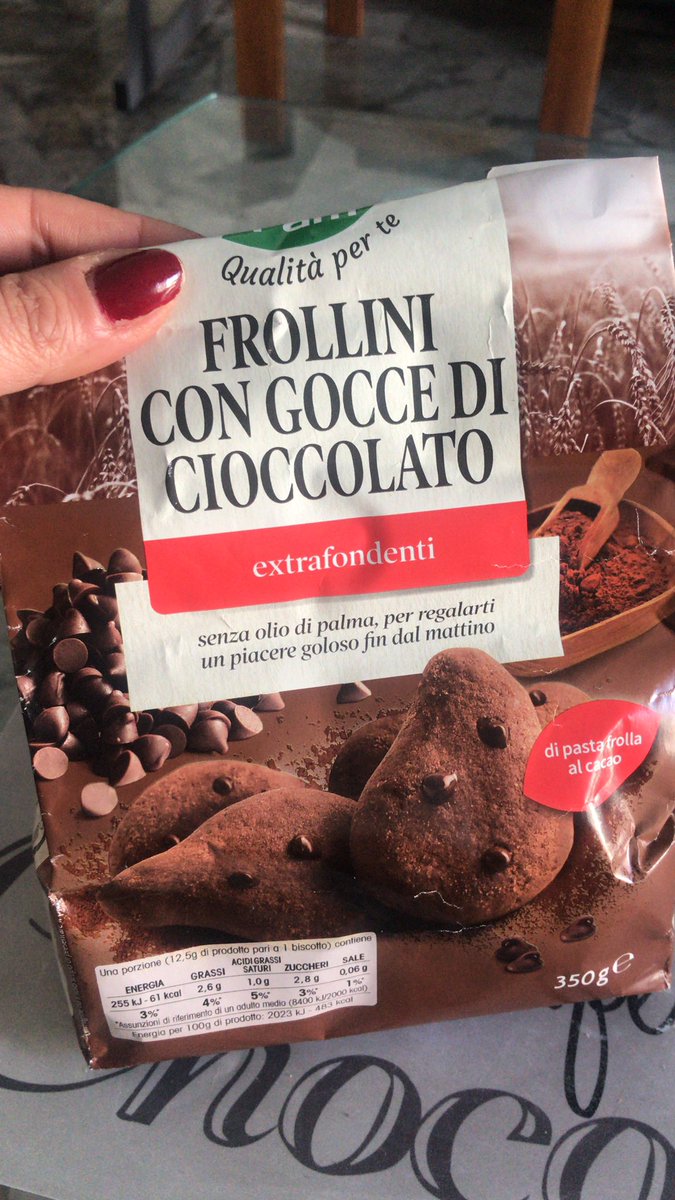 Giusto perché sono a dieta.
Buona domenica 🍪 #BuongiornoATutti