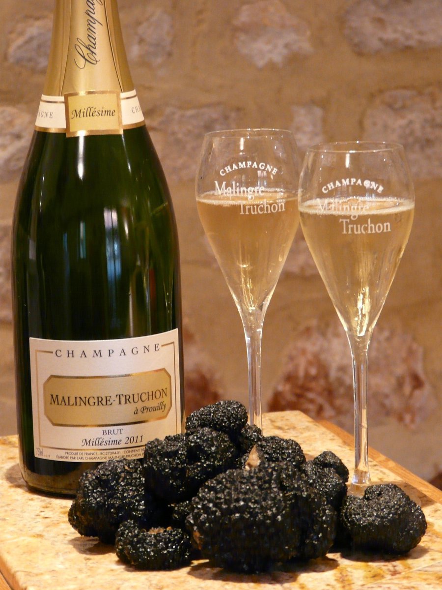 <a href="/ChallengeEmpow1/">Challenge Empowering Champagne</a> avec la Team #VINODATING on vous souhaite un dimanche plein d'effervescence avec #ChampagneMalingreTruchon 🍇🍾🥂😋😎#Cheers!