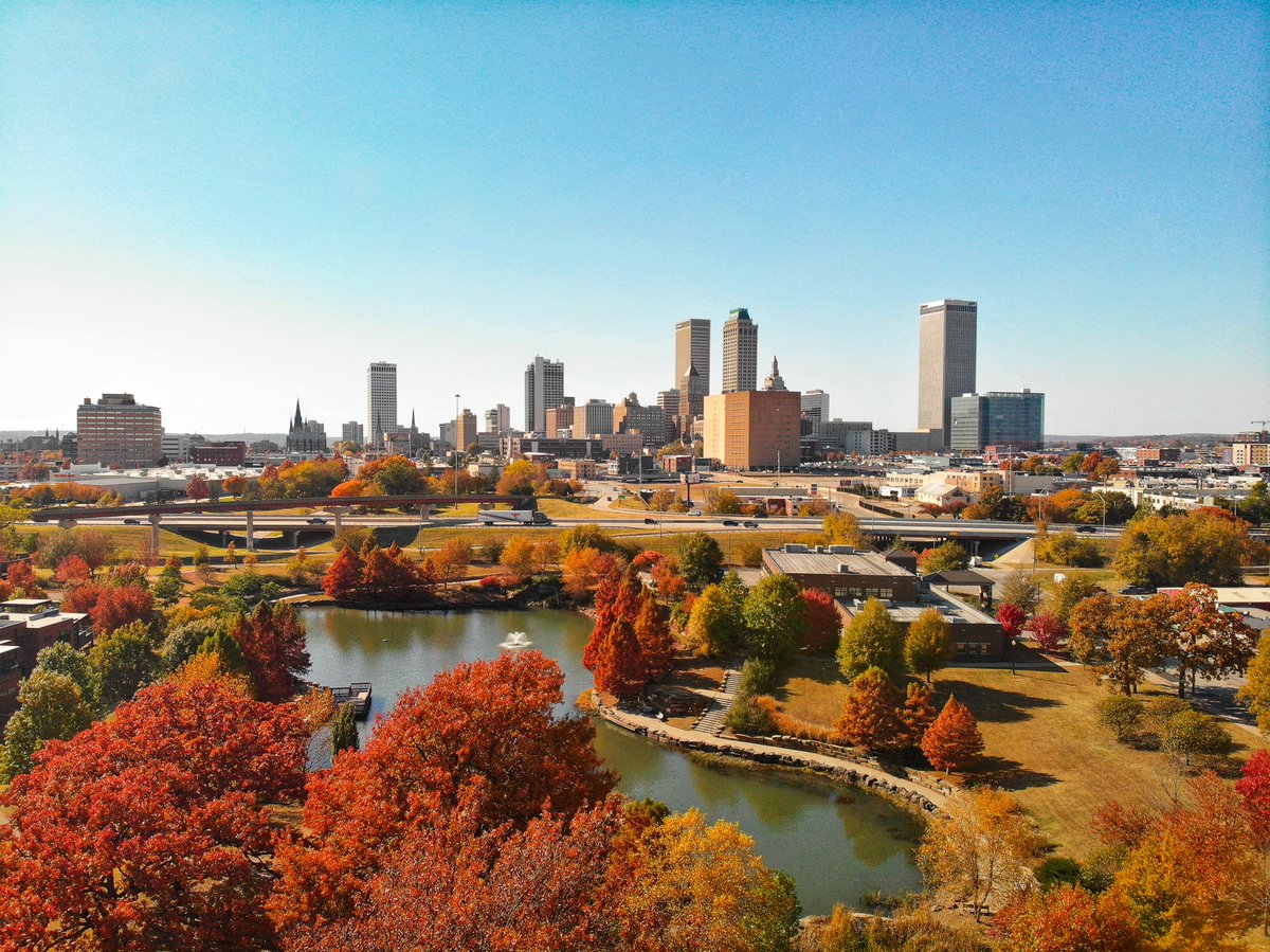 pqmultimedia's tweet photo. Tulsa in 4 seasons https://t.co/wDqRUtQPsz