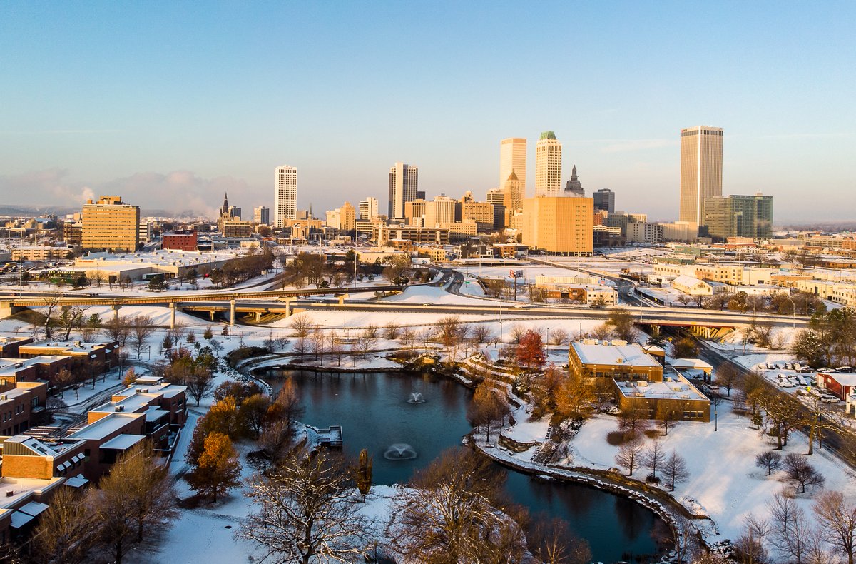 pqmultimedia's tweet photo. Tulsa in 4 seasons https://t.co/wDqRUtQPsz