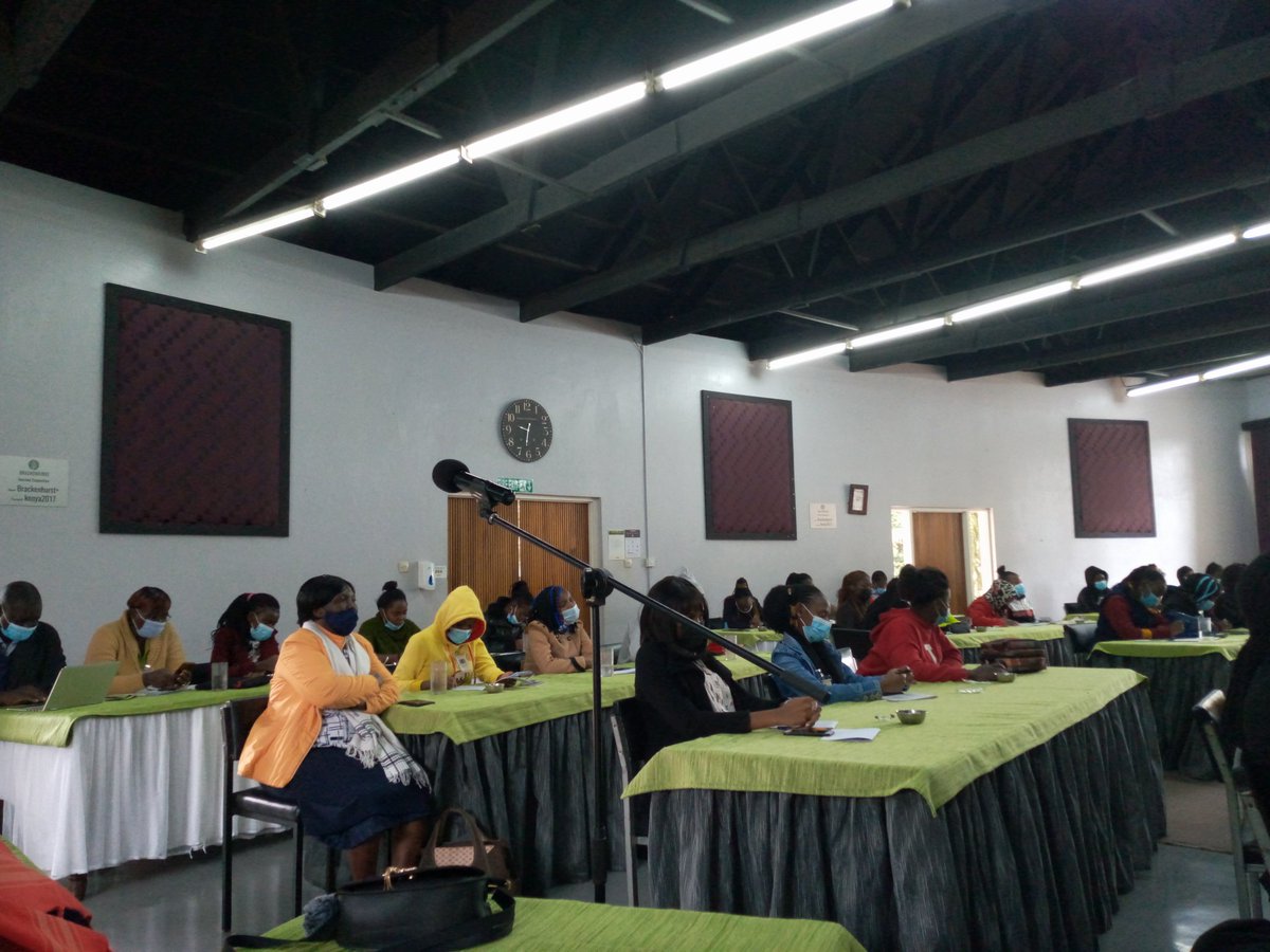 SaumuSaid6's tweet photo. Mentoring young journalists who are still on the road to destiny.
Location: Brackenhurst, Limuru
#IAWRTMENTORSHIP2021
#FEMALEMENTORSHIPKE 
#USEmbassynairobi https://t.co/Qo9xmpYEGN
