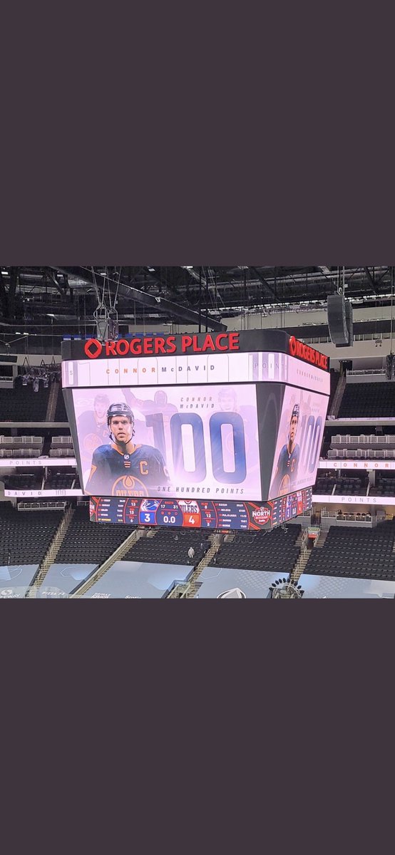 MattyPlumz's tweet image. Man I love it when people say Matthews is better than McDavid 😂😂 #CaptainConnor #LetsGoOilers