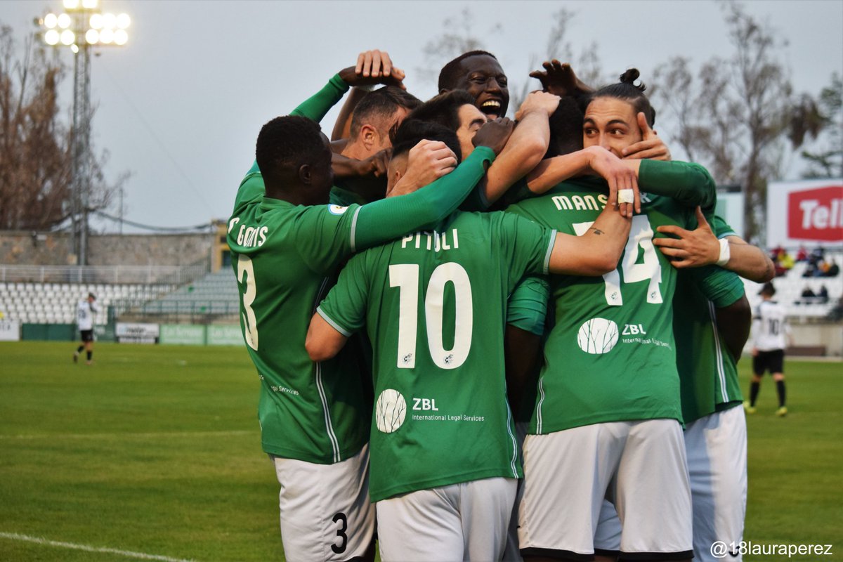 CDTInfo_'s tweet photo. El Salto también juega !

¡ LUCHAD Y VENCED !
@1sergioperez 
@Nico_herrero1
@jokinesparza24 
@chele21995 
@mansour14 
@Mamau79 
@AlvaroAntonCF
@Jaimehoyuelaa 
@FranSabate10 
@nicovilla11
@TitiMaiga
#AlexMartin
#DeFelipe
#Rocha
#Osama

#SoñemosJuntos
#NoNosDeisPorMuertos https://t.co/GXUc1WipEU