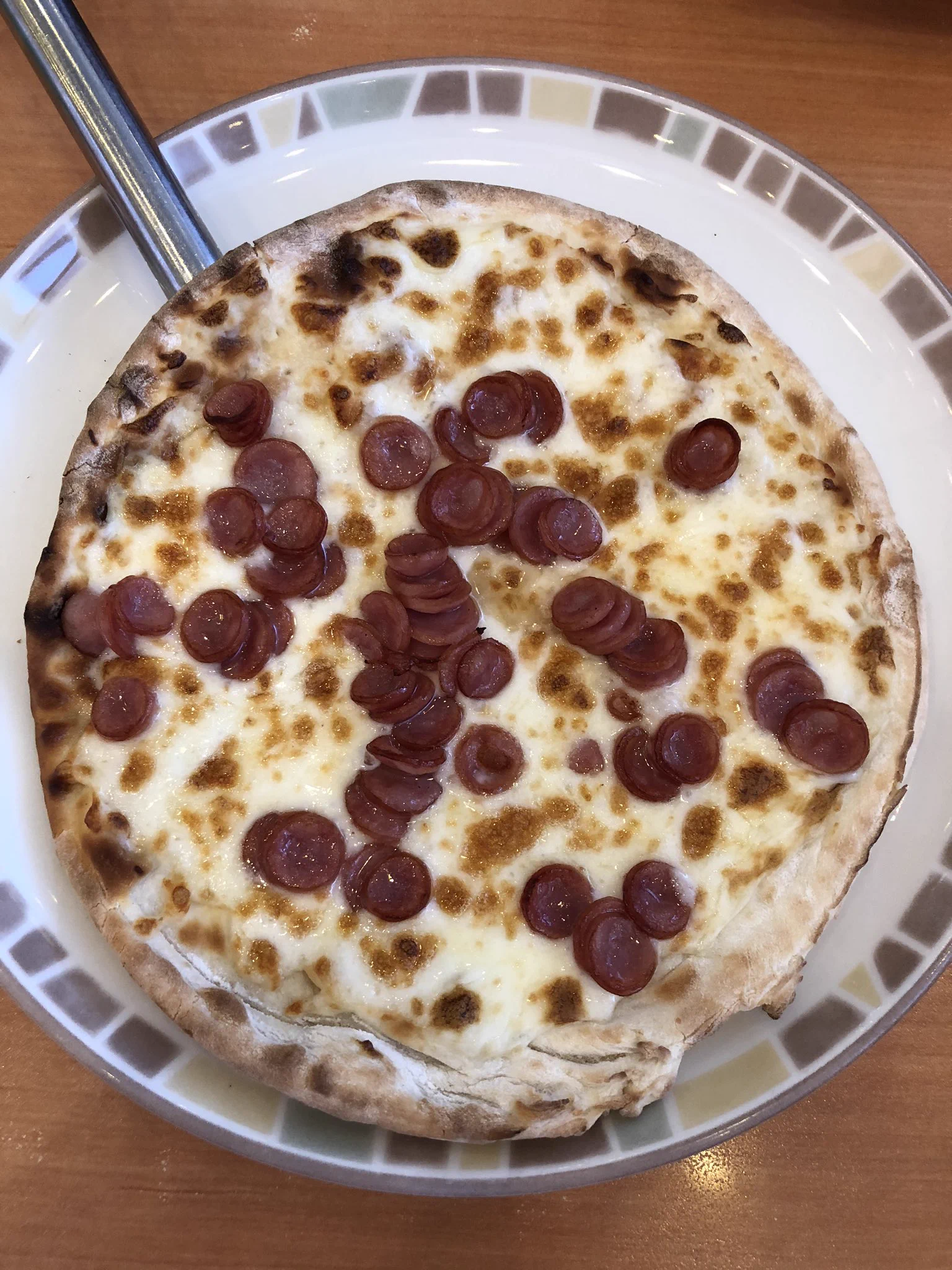 @zokubu_tsu 私も先ほど食べました。
ソーセージ少なめでしたが味は美味しかったですよ。 