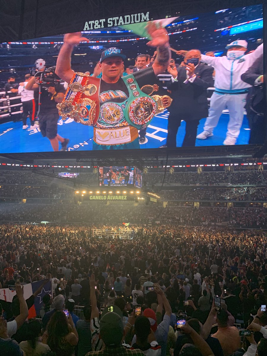JustCheo's tweet photo. 🇲🇽 🥊 👑 https://t.co/oKLuWK20XT
