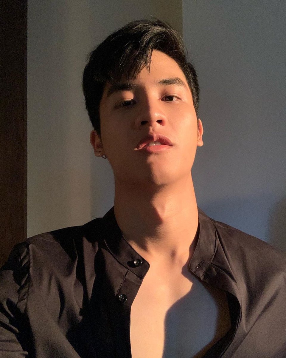 TAY TAWAN VIHOKRATANA AS MAGNUM ICECREAM - A THREAD 