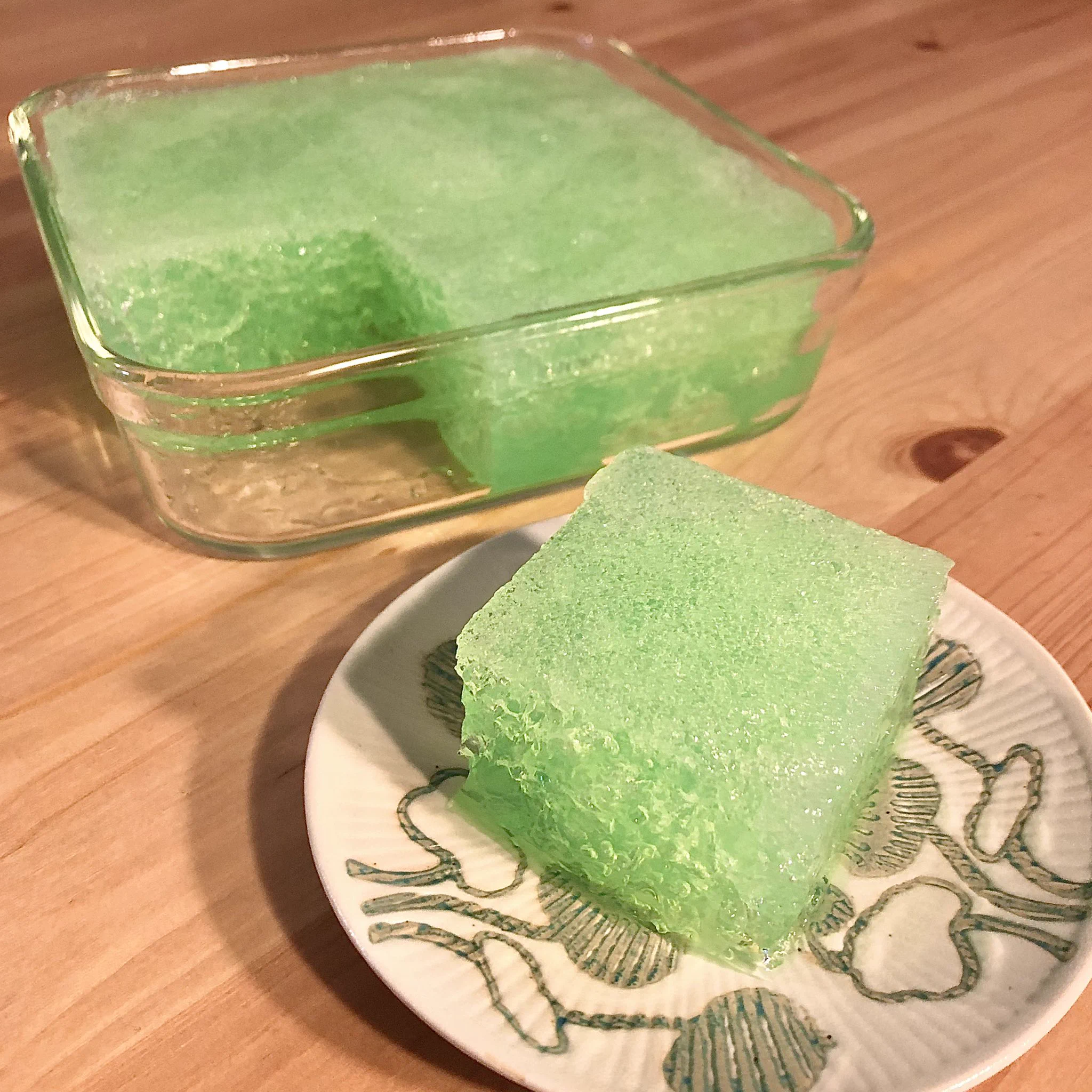 しゅわしゅわ感がたまらない？！富士市のご当地給食メニュー「サイダーかん」の作り方が話題に！