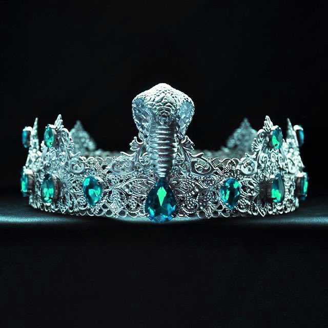 — MLB character‘s & crowns, a thread